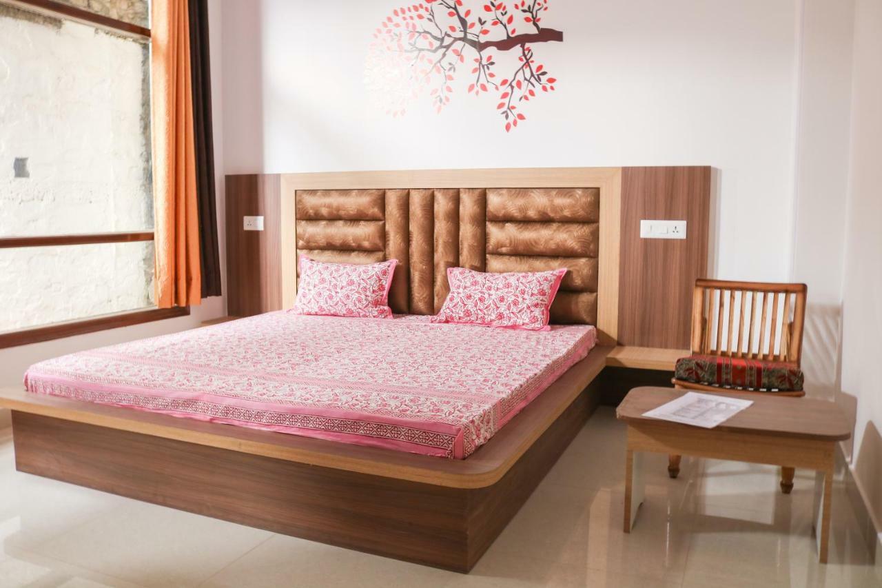 Sai Alok Homestay Shimla Exterior foto